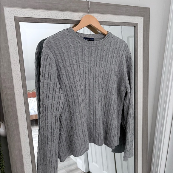 Karen Scott Sweaters - 🦋 $10 Gray Cable Knit Sweater